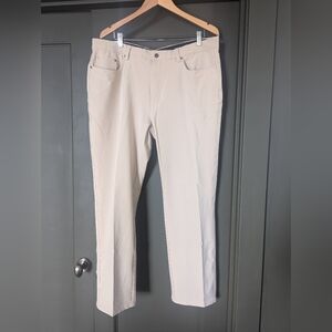 2 pair of men's Greg Norman golf pants